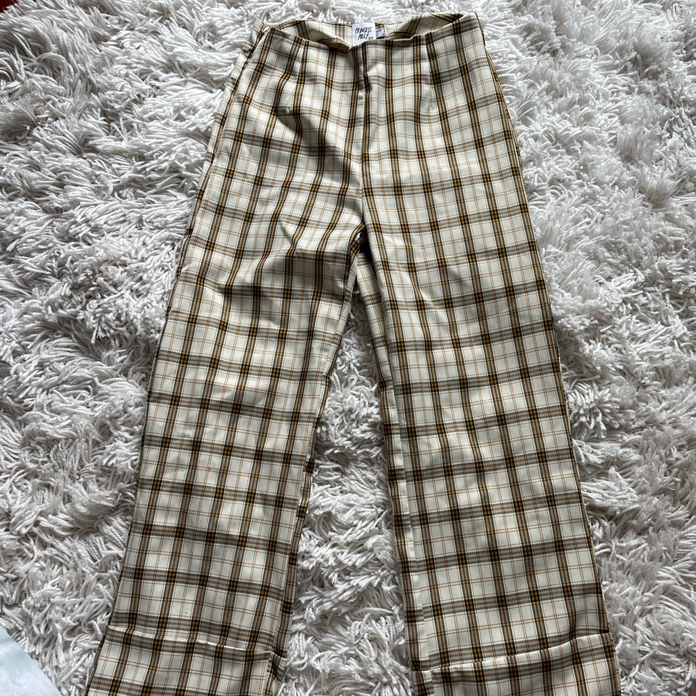 princess polly pants!
